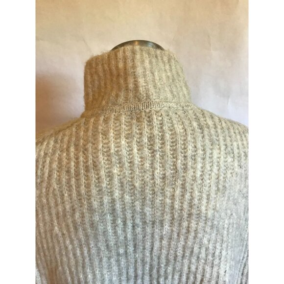 J. Crew Light Gray Knit Sweater Cape Poncho W/ Button Detail, Size XXS/XS - Picture 5 of 8